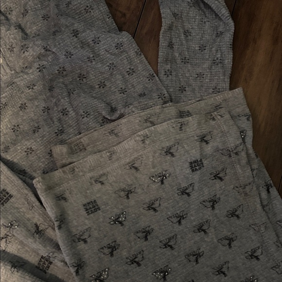 PINK Victoria's Secret Gray Patterned pajama set - Picture 4 of 6